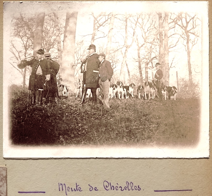 La meute des Chézelles à Compiègne en novembre 1896 - Don de M. Ph. de Champeaux à la Société de Vènerie